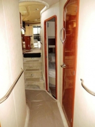 Sea Ray 48 ft 480 Sedan Bridge Motoryacht 2003 YX0100000255