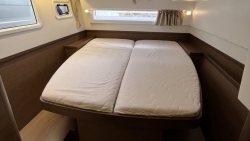 Lagoon 42 ft Catamaran 2018 YX0100000459