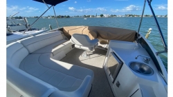 Carver 44 ft 444 Cockpit Motor Yacht CMY 2002 YX0100000335