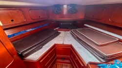 Oyster 48 ft 485 Center Cockpit 1993 YX0100000462