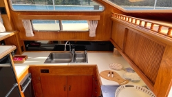 Tollycraft 44 ft Cockpit Motor Yacht CMY 1990 YX0100000346