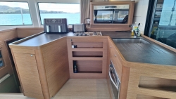 Lagoon 42 ft 42 Catamaran 2018 YX0100000455