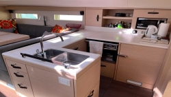 Jeanneau 51 ft Yacht 51 2018 YX0100000438