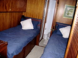 Broward 85 ft Cockpit Motoryacht 1981 YX0100000221