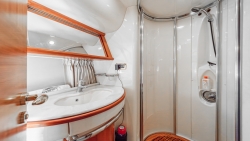 Azimut 62 ft 62 Fly 2004 YX0100000456