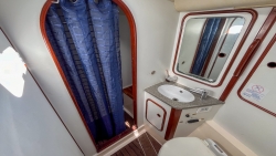 Oyster 48 ft 485 Center Cockpit 1993 YX0100000462