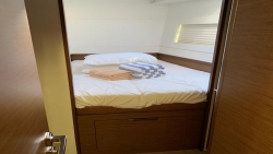 Lagoon 40 ft Catamaran 2019 YX0100000415
