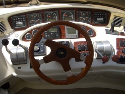 Sea Ray 56 ft 560 Sedan Bridge 2000 YX0100000135