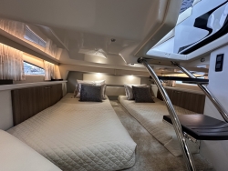 Regal 34 ft 33 Express 2021 YX0100000469