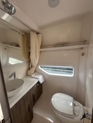 Regal 34 ft 33 Express 2021 YX0100000469