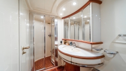 Azimut 62 ft 62 Fly 2004 YX0100000456