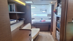 Lagoon 42 ft 42 Catamaran 2018 YX0100000455