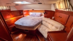 Oyster 48 ft 485 Center Cockpit 1993 YX0100000462