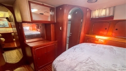 Oyster 48 ft 485 Center Cockpit 1993 YX0100000462