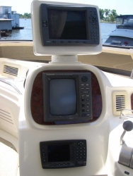 Sea Ray 56 ft 560 Sedan Bridge 2000 YX0100000135