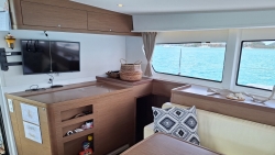 Lagoon 42 ft 42 Catamaran 2018 YX0100000455
