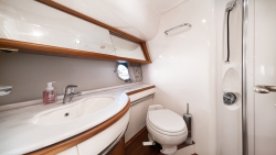Azimut 62 ft 62 Fly 2004 YX0100000456